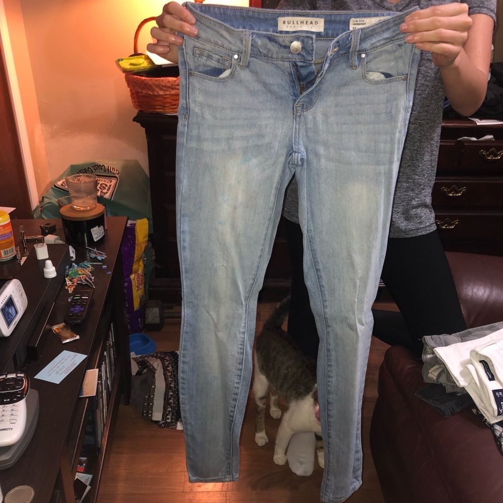 Light wash jeans